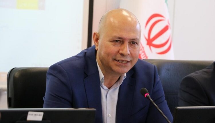 ارز حاصل از صادرات زنجیره‌های فولاد، مس، آلومینیوم و سرب و روی به تالار دوم می‌رود