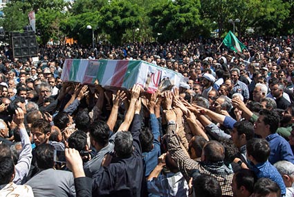 شهادت یکی از تلاشگران عرصه صنعت مسجدسلیمان در پی حمله موشکی دشمن