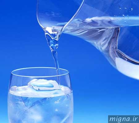 علت یخ زدگی مغز هنگام نوشیدن آب یخ 
