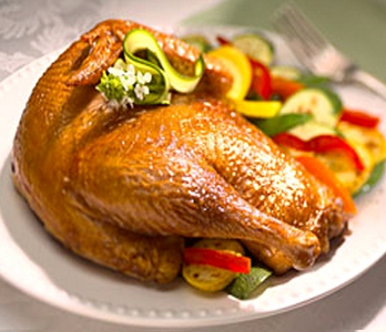 عمده واردات گوشت و مرغ در دست چه كساني است؟