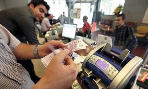 کاهش قیمت‌ها در بازار ارز و سکه مسیر رفته را برگشت