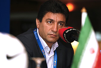 یکی از دلایل قهر قلعه نویی در مراسم جشن قهرمانی  